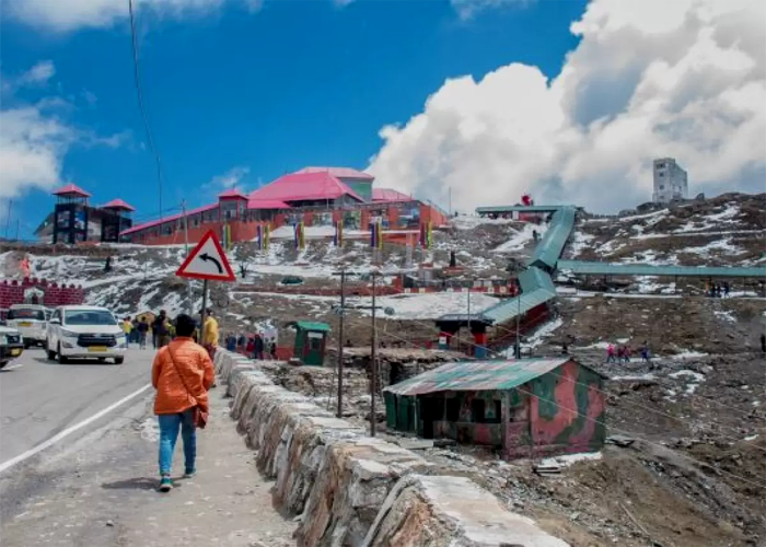 Sikkim landscape for the North Sikkim: Lachung & Gurudongmar tour package